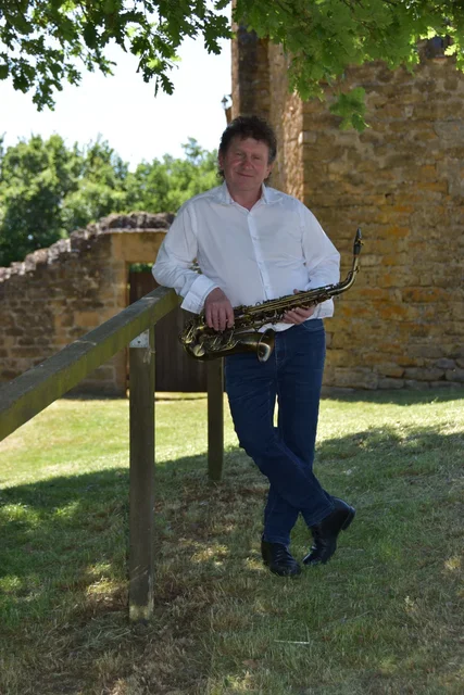 Denis Ravaille Saxophoniste Millau Aveyron